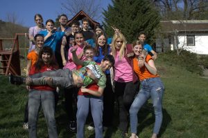 Új arculat, régi jó hangulat! – Ilyen volt a KÖSZI SkillCamp tavaszi turnusa